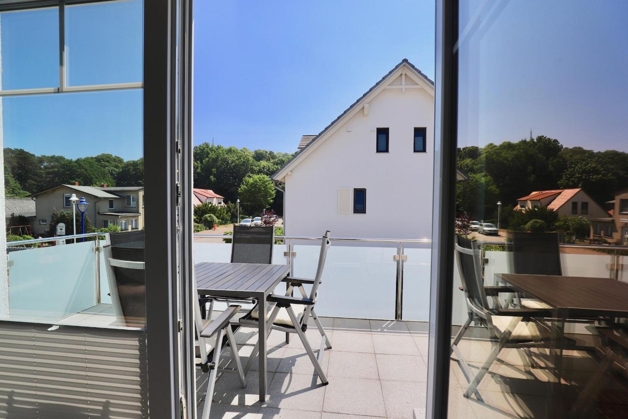 Ferienwohnung4 Im Haus Moewe Thiessow Luaran gambar